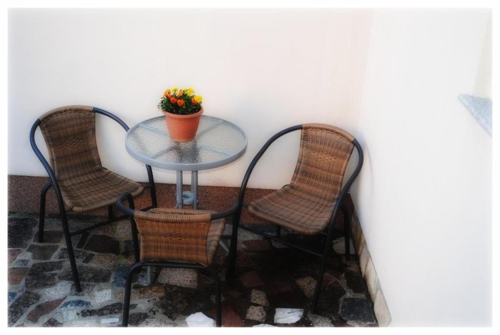 Apartmani Alma Pula Exterior foto
