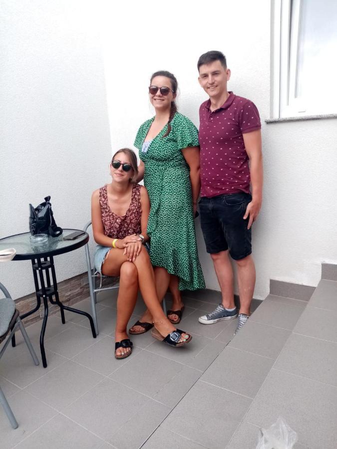 Apartmani Alma Pula Exterior foto
